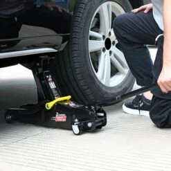 Deuba Hydraulischer Wagenheber 2t Flache Hubhöhe 85 - 330mm Inkl. Koffer Inkl. Gummiauflage KFZ Rangierwagenheber Heber 9 Deuba Hydraulischer Wagenheber 2t Flache Hubhöhe 85 - 330mm Inkl. Koffer Inkl. Gummiauflage KFZ Rangierwagenheber Heber -Seilwinden Sales 18474555 3